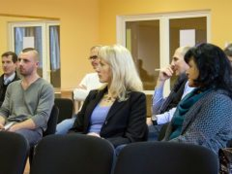 Krāslavā vērtē novada iespējas pilnveidot pieaugušo izglītības praksi