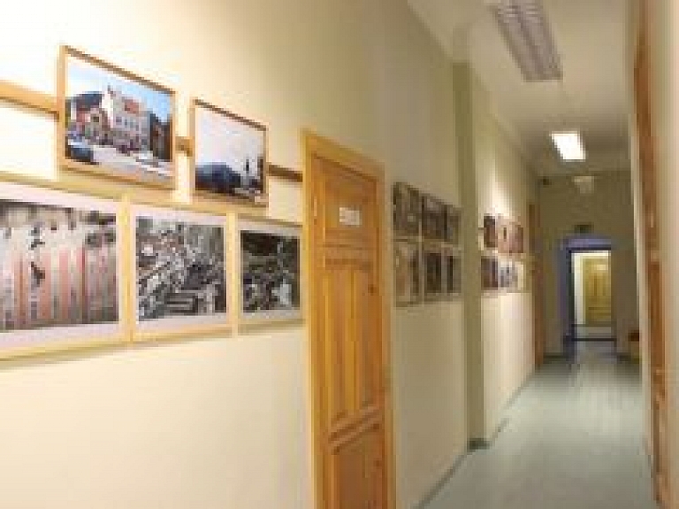 Preiļu Galvenajā bibliotēkā apskatāma fotoizstāde "Palaid sapni"