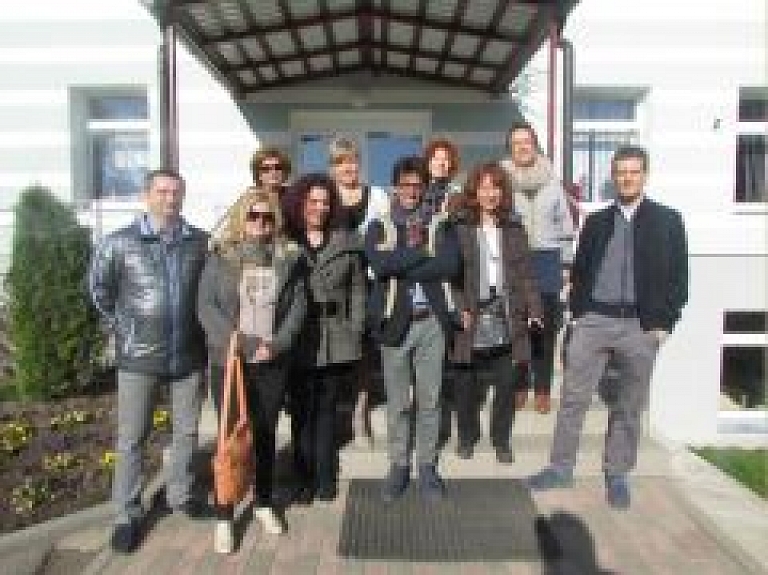 Pelču speciālajā internātpamatskolā notikusi projekta "Co Building a Good Guidance" sanāksme