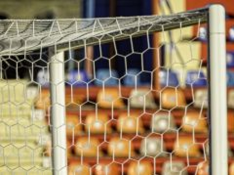 Kuldīgas Centra vidusskolas jaunie futbolisti iekļūst Latvijas skolu futbola čempionāta finālturnīrā