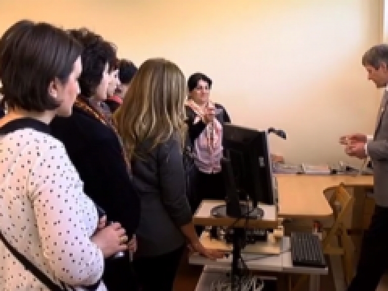 Vidzemes TV: Valmierā viesojas pedagogu delegācija no Gruzijas