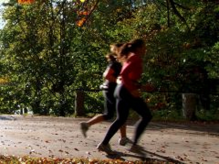 Rīgā notiks tradicionālais Sieviešu skrējiens