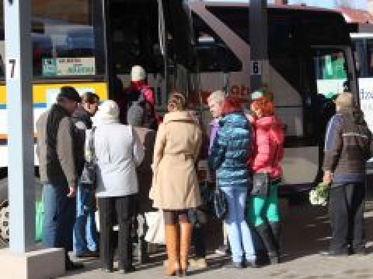 Izmaiņas "VTU Valmiera" autobusu kustībā maija svētku laikā
