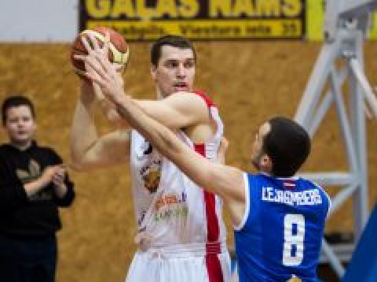 "Jēkabpils" pirmajā pusfināla cīņā ar 11 punktiem piekāpjas "Ventspils"