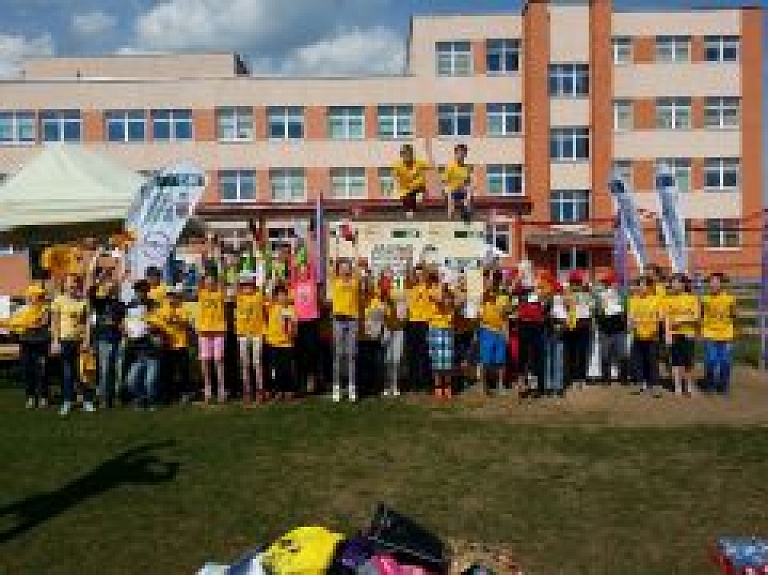 Jauno velosipēdistu sacensībās Krāslavā uzvar komanda "Čillī"