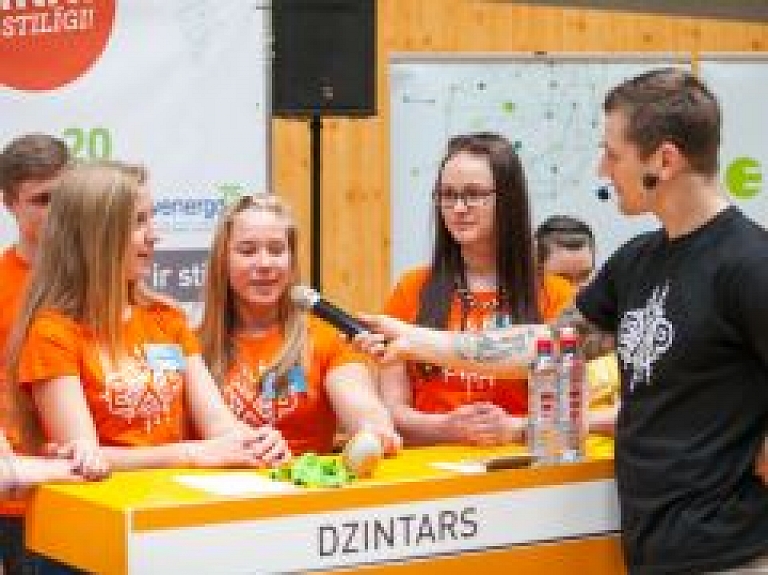Limbažu novada ģimnāzija "eXperiments" pusfinālā ierindojas 3.vietā