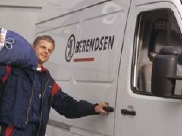 Tualetes papīra turētājs – Berendsen.lv piedāvā kvalitatīvus tīrības servisa pakalpojumus