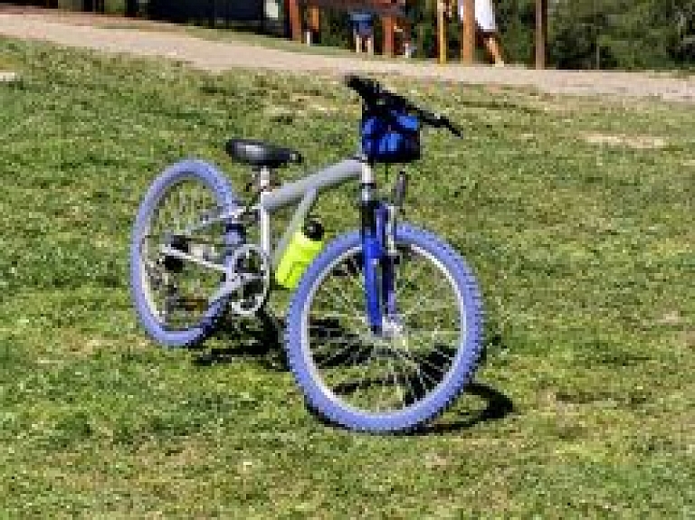 Neatkarības dienas velobraucienā Jūrmalā uzstāsies leģendārā Latvijas grupa "Jumprava"