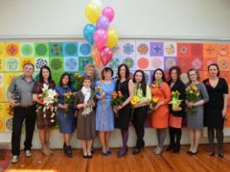 Balvos atzīmē Mākslas skolas 20.jubileju