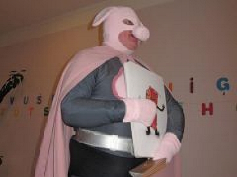 Priekuļu pagasta bērnudārzs "Mežmaliņa" atklāj Cūkmena noslēpumus