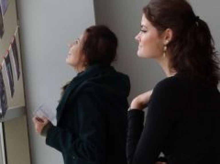 Valkā atklās starptautisko mākslas un kultūras biennāli "Dzīve"