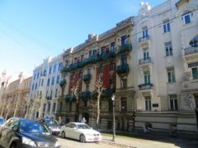 Lems par Rīgas centra redzamākajiem vidi degradējošiem objektiem