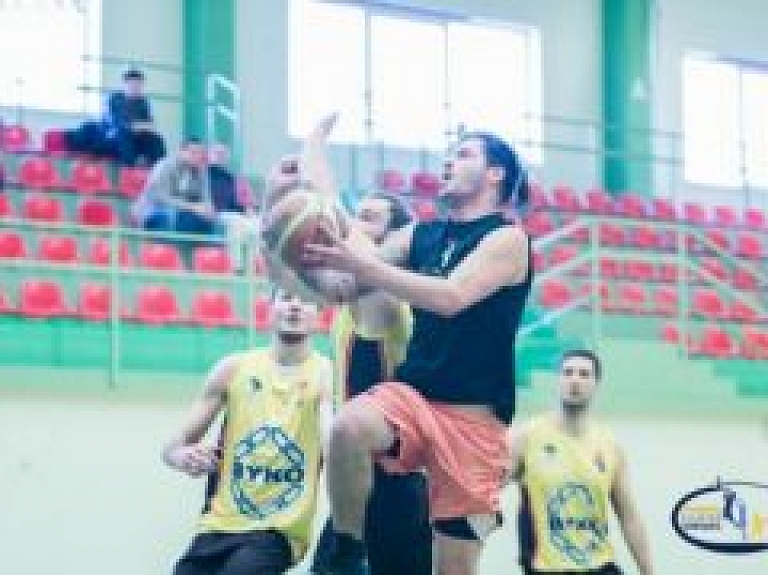Valmieras pilsētas čempionāts basketbolā ieiet finiša taisnē