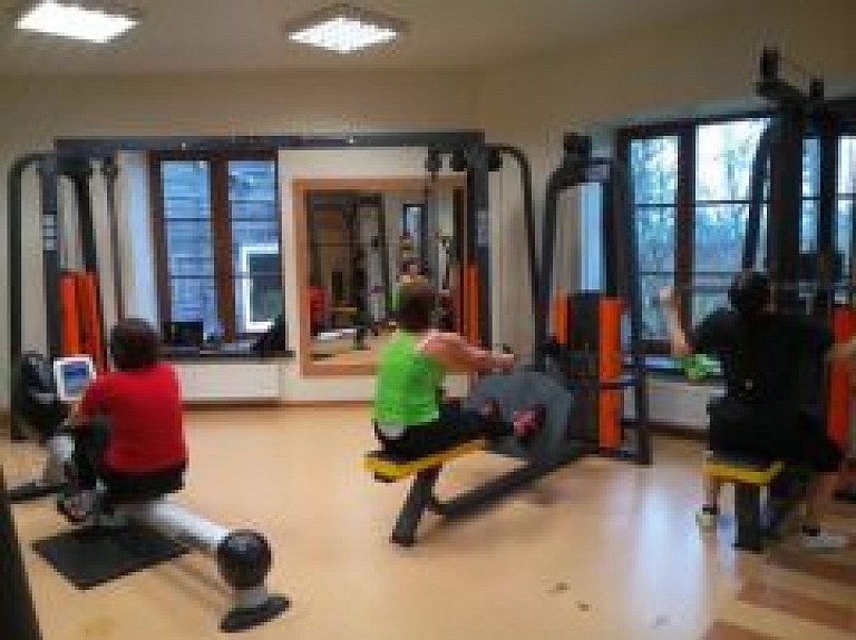 Auciemā "Leader" projekta ietvaros uzstādīti jauni trenažieri