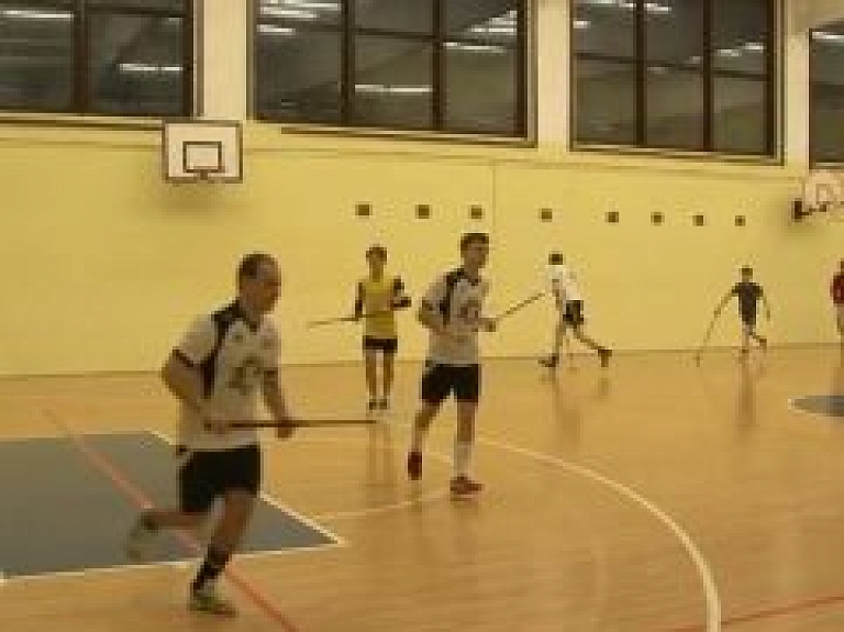 Latgales Reģionālā TV: Rēzeknē florbols gūst arvien lielāku ievērību