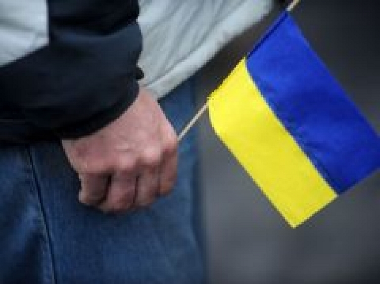 Pirmais neatkarīgās Ukrainas prezidents: Rietumvalstīm jāpiegādā Ukrainai letālie aizsardzības ieroči