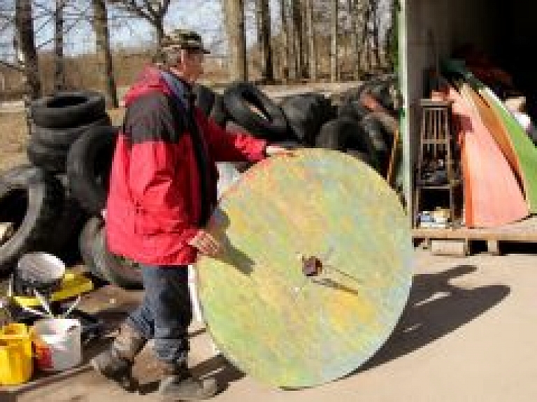 EKO laukums Cēsīs atsāk darbu svētdienās