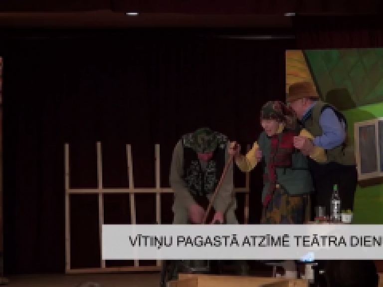 Latgales Reģionālā TV: Atklāj izstādi un spēlē galveno lomu vienlaicīgi