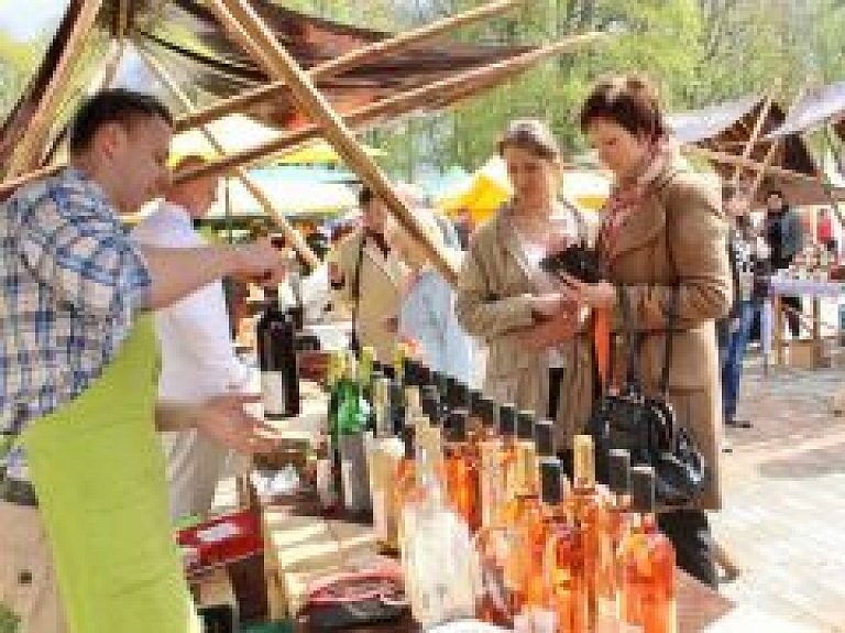 Rēzeknē notiks gadatirgus "Rasādu opluots 2015"