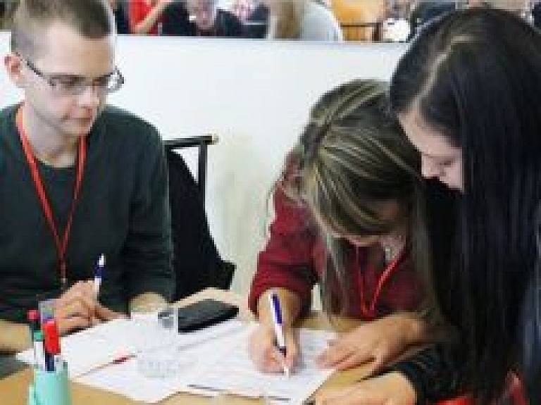 Līgatnes novadā jauniešus aicina uz vasaras praksēm brīvlaikā