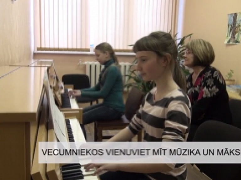 Latgales Reģionālā TV: Vecumniekos vienuviet - mūzika un māksla