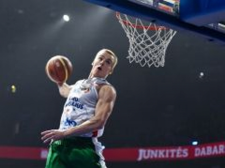 Dārgais ieņem otro vietu LKL "Slam Dunk" konkursā