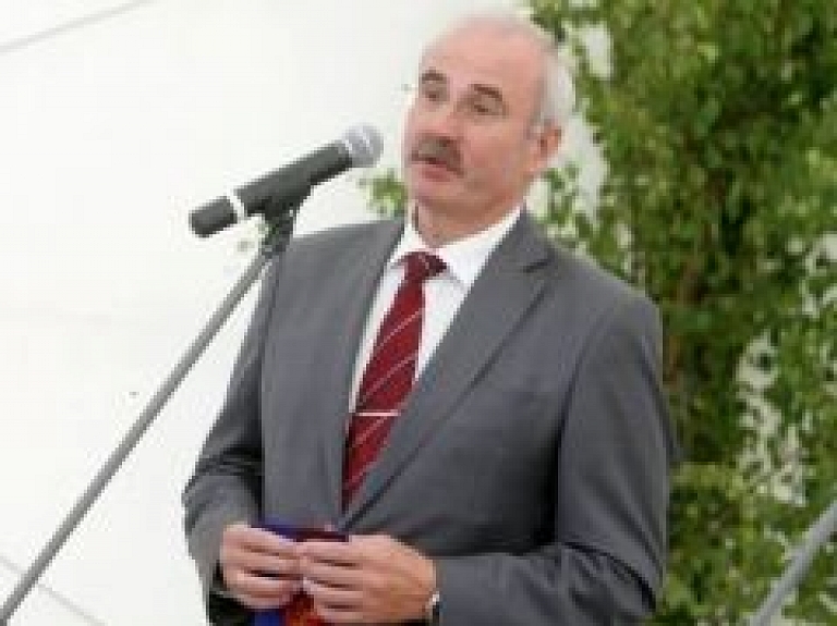 Rāviņš: Valstij svarīgi mainīt nostāju pret pašvaldībām