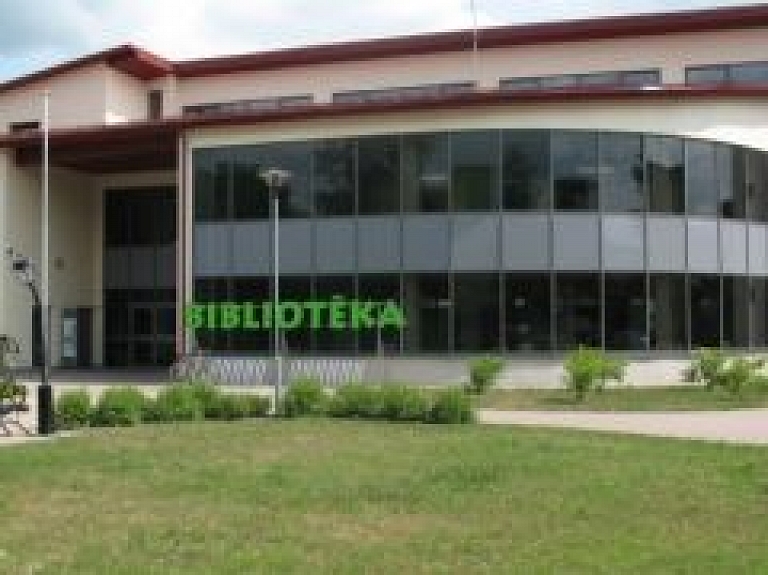 Līvānu novada centrālajā bibliotēkā skatāma Jāņa Gleizda fotoizstāde