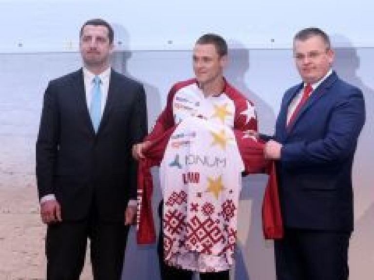 Būvfirma "Monum" kļūst par Latvijas BMX izlases galveno atbalstītāju