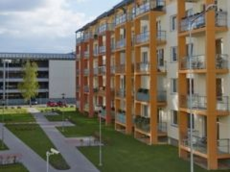 Pabeidz projektu ar 18 dzīvojamām mājām Biķernieku ielā