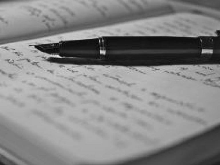 Gulbenes bibliotēka aicina iesniegt dzejas un īsās prozas darbus