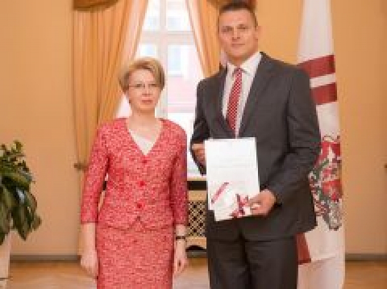 Saeimas priekšsēdētāja sportistiem: jūs esat mūsu varoņi