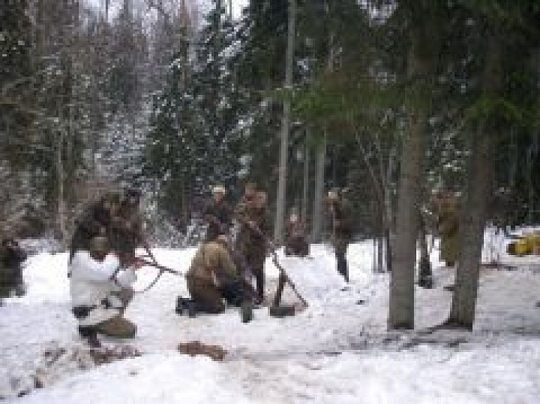 Ar kaujas rekonstrukciju atcerēsies Īles nacionālos partizānus