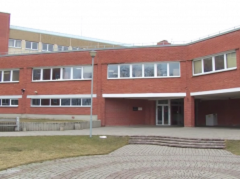 Latgales Reģionālā TV: Daugavpils Universitātē aizirtējusi sākumskolas pedagogu konference