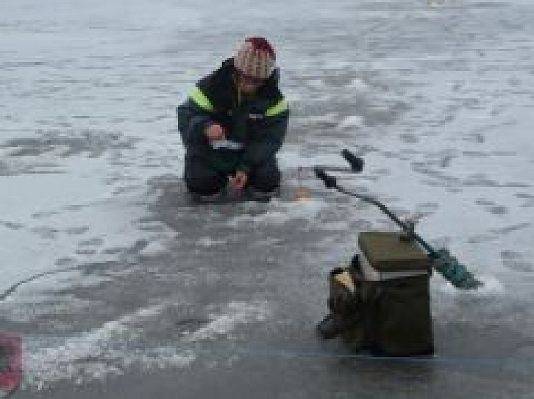 Balvos noslēdzies Latvijas čempionāts zemledus makšķerēšanā