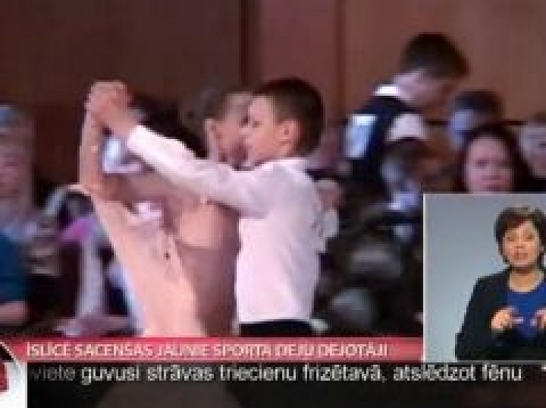 Īslīcē sacenšas jaunie sporta deju dejotāji