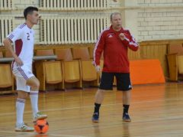 FK "Krāslava" spēlētāji iekļūst Latvijas U-21 telpu futbola izlases komandā