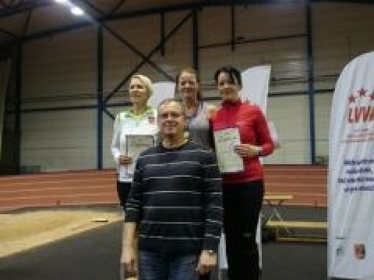 Jēkabpilieši vieglatlētikas arēnā