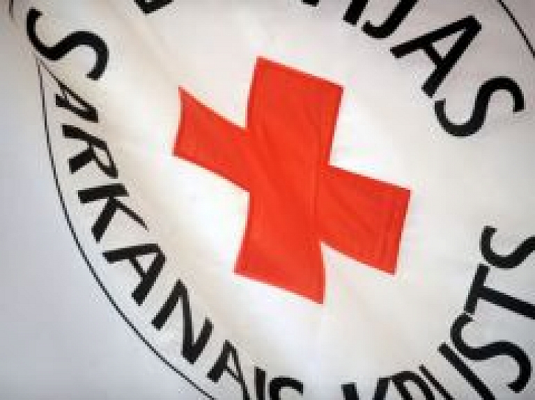 LSK Valkas komitejā var saņemt pārtiku mazuļiem