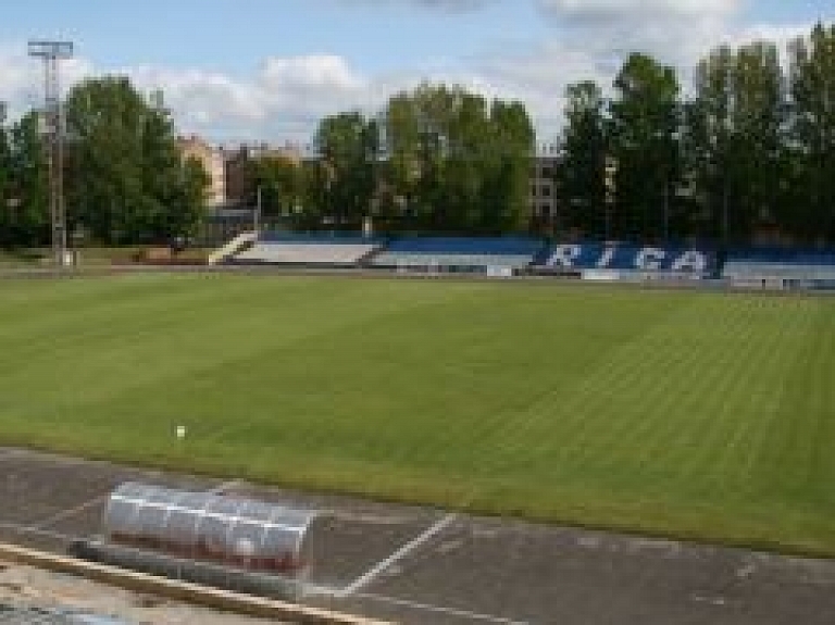 Aicina sabiedrību aktīvi iesaistīties publiskajā apspriedē par sporta kompleksa pārbūvi