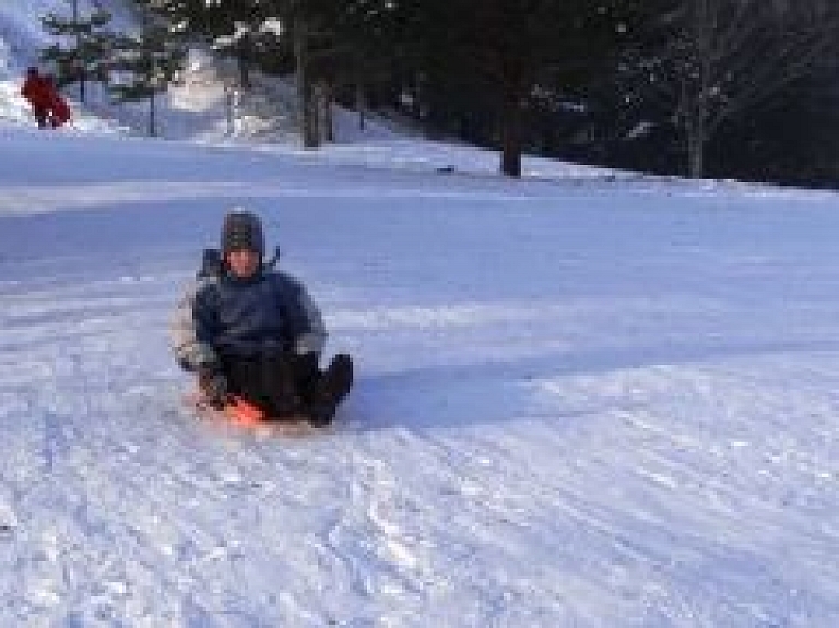 Visbiezākā sniega sega aizvien ir Alūksnē