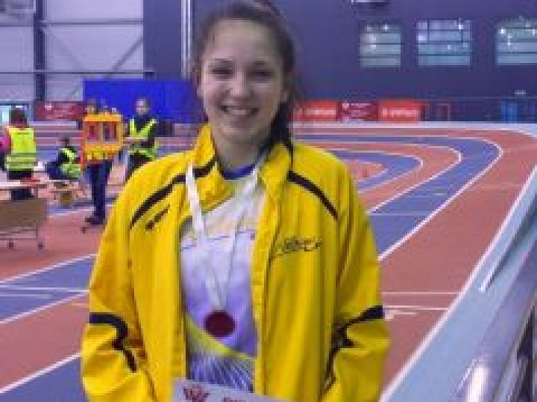 Valmieras BSS vieglatlētiem 14 medaļas Latvijas čempionātos