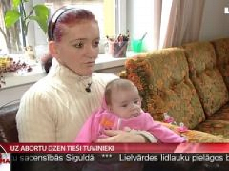 Uz abortu dzen tieši tuvinieki