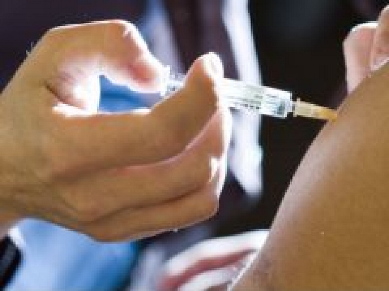 Rugāju novadā nodrošinās bezmaksas vakcināciju pret ērču encefalītu