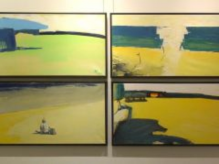 Jūrmalas Mākslinieku namā skatāma Jāņa Jēkabsona izstāde