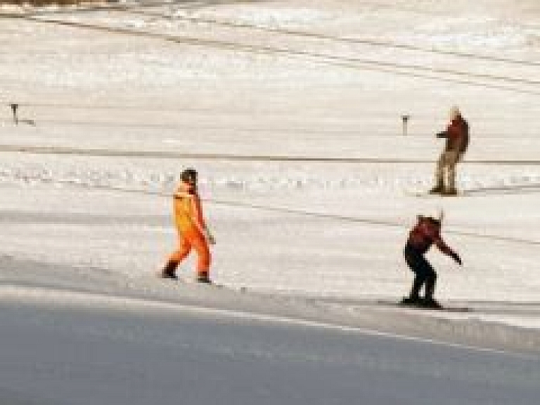 Ērgļos noslēgušās Latvijas Jaunatnes ziemas olimpiādes sacensības