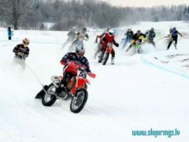 Latvijas čempionāta skijoringā un Ziemas motokrosā posms Lēdmanē pulcēs arī jauniešus