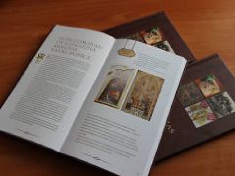 "Latvijas novadu dārgumos" arī Krāslavas katoļu baznīcas altārglezna