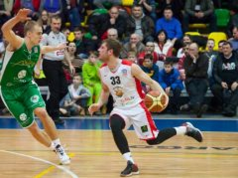 Redika debija un Čukina atvadas spēlē pret BK "Valmiera"