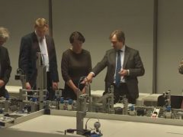 Latgales Reģionālā TV: Izglītības un zinātnes ministrija apmeklē Rēzeknes Augstskolu